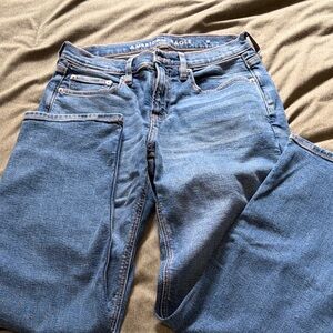 American Eagle 90s straight Jean
